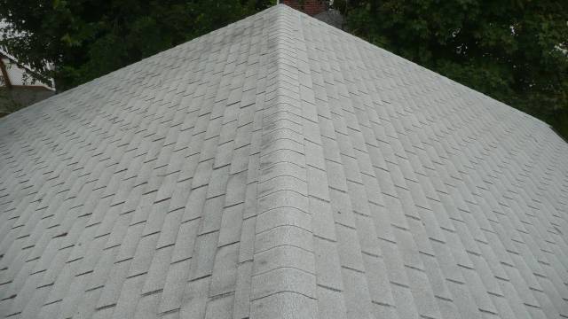 asphalt-shingles-roof-before-installation